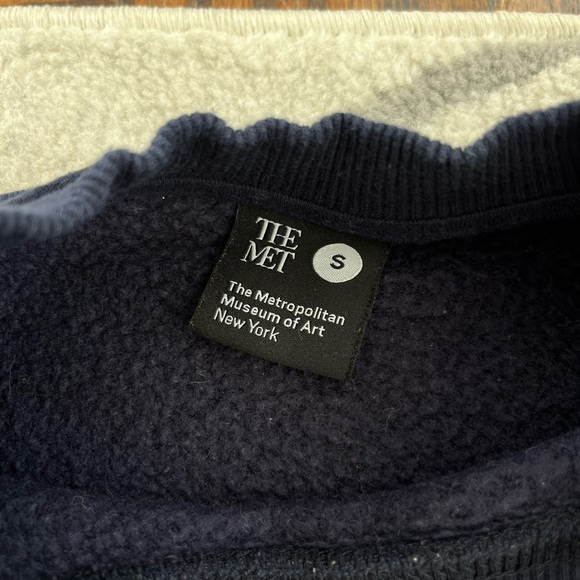 The Met Sweatshirt - Picture 2 of 2